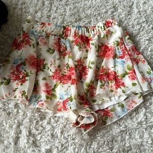 Flower shorts